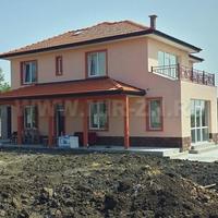 Villa in Bulgaria, Burgas Province, Elenite, 202 sq.m.