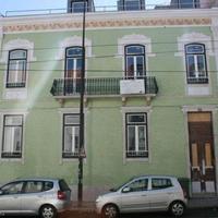 Апартаменты на второй линии моря/озера, в пригороде в Португалии, Лиссабон, 391 кв.м.