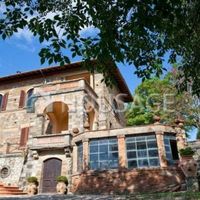 Villa in Italy, Toscana, Arezzo, 750 sq.m.
