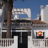Townhouse in Spain, Comunitat Valenciana, Alicante, 68 sq.m.