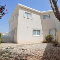 Townhouse in Republic of Cyprus, Eparchia Pafou, Paphos, 104 sq.m.