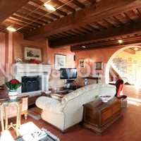 House in Italy, Umbria, Perugia, 750 sq.m.