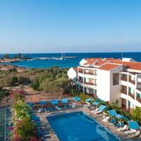 Отель (гостиница) на Кипре, 1500 кв.м.