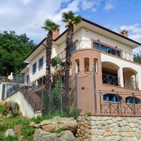 Villa at the seaside in Croatia, Opatija, 300 sq.m.
