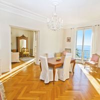 Apartment in the suburbs, at the seaside in France, Nice, 140 sq.m.