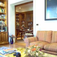 Apartment in the big city in Italy, Rome, 260 sq.m.