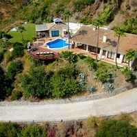 Villa in the village, at the seaside in Spain, Andalucia, 277 sq.m.