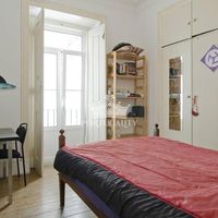 Apartment in the big city in Portugal, Lisbon, 80 sq.m.