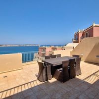 Apartment at the seaside in Malta, Mellieha, 335 sq.m.