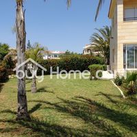 Apartment at the seaside in Republic of Cyprus, Lemesou, 560 sq.m.