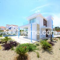Apartment at the seaside in Republic of Cyprus, Ammochostou, 147 sq.m.