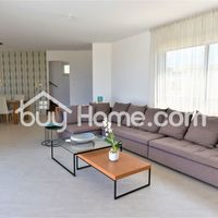 Apartment at the seaside in Republic of Cyprus, Ammochostou, 176 sq.m.