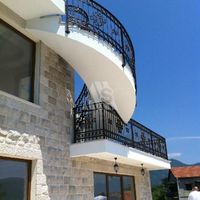 House in Montenegro, Herceg Novi, Herceg-Novi, 700 sq.m.