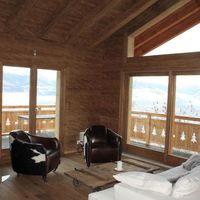 Chalet in the mountains in Switzerland, Valais, 152 sq.m.