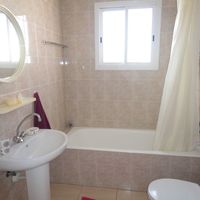 Flat in the big city, at the seaside in Republic of Cyprus, Eparchia Pafou, 85 sq.m.