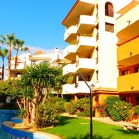 Apartment in the big city, at the seaside in Spain, Comunitat Valenciana, Torrevieja, 93 sq.m.