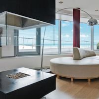 Apartment at the seaside in United Arab Emirates, Dubai, 679 sq.m.