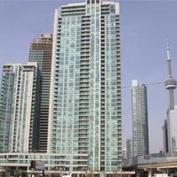 Апартаменты в большом городе в Канаде, Торонто, 60 кв.м.