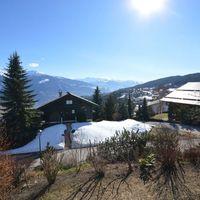 Chalet in Switzerland, Crans-Montana, 478 sq.m.