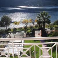 Отель (гостиница) на первой линии моря/озера в Греции, Центральная Греция, Лагонисси, 240 кв.м.