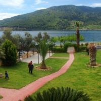Отель (гостиница) на первой линии моря/озера в Греции, Центральная Греция, Лагонисси, 240 кв.м.