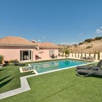 Villa in the suburbs in Republic of Cyprus, Lemesou, 192 sq.m.