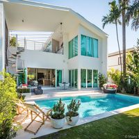 Villa at the seaside in the USA, Florida, Miami, 310 sq.m.