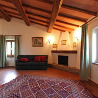 Дом в пригороде в Италии, Пьенца, 450 кв.м.