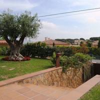 Вилла в Испании, Каталония, Жирона, 250 кв.м.