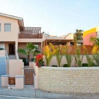 Villa in the city center in Republic of Cyprus, Lemesou, 383 sq.m.
