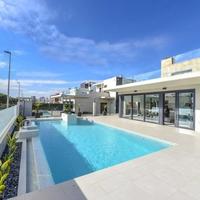 Villa in the suburbs in Spain, Comunitat Valenciana, Alicante, 157 sq.m.