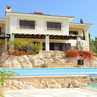 House in the suburbs in Republic of Cyprus, Eparchia Pafou, Paphos, 212 sq.m.