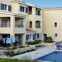 Flat in the suburbs in Republic of Cyprus, Eparchia Pafou, 114 sq.m.