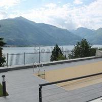 Apartment in the suburbs in Italy, Varese, 90 sq.m.