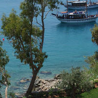 Villa at the first line of the sea / lake in Republic of Cyprus, Eparchia Pafou, 134 sq.m.