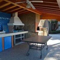 Villa in the suburbs in Italy, San Donnino, 350 sq.m.