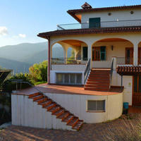Villa in the suburbs in Italy, San Donnino, 580 sq.m.