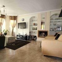 Villa in the city center in Spain, Comunitat Valenciana, Alicante, 93 sq.m.