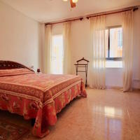 Townhouse in the city center in Spain, Comunitat Valenciana, Alicante, 76 sq.m.