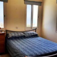 Flat in the suburbs in Republic of Cyprus, Eparchia Pafou, 94 sq.m.