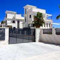 Townhouse in the city center in Spain, Comunitat Valenciana, Alicante, 78 sq.m.