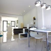 Townhouse in the city center in Spain, Comunitat Valenciana, Alicante, 78 sq.m.