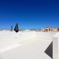 Townhouse in the city center in Spain, Comunitat Valenciana, Alicante, 78 sq.m.