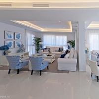 Villa in the suburbs in Spain, Comunitat Valenciana, Alicante, 230 sq.m.