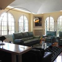 Villa in the city center in Italy, San Donnino, 250 sq.m.