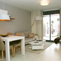 Apartment in the suburbs in Spain, Comunitat Valenciana, Alicante, 76 sq.m.