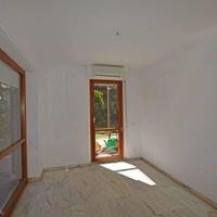 Flat in the city center in Italy, San Donnino, 150 sq.m.