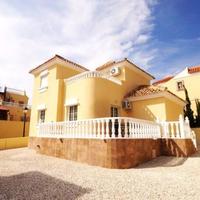 Villa in the city center in Spain, Comunitat Valenciana, Alicante, 120 sq.m.