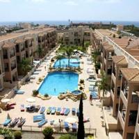 Apartment in the suburbs in Republic of Cyprus, Eparchia Pafou, 70 sq.m.