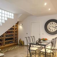 Villa in the suburbs in Spain, Comunitat Valenciana, Alicante, 365 sq.m.